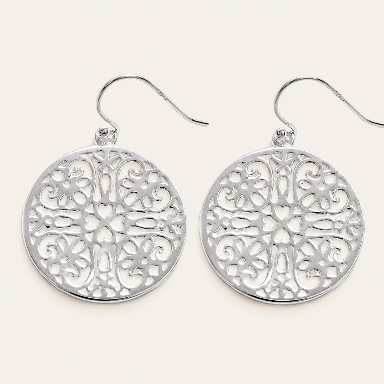 Round Heart Filigree Silver Earrings